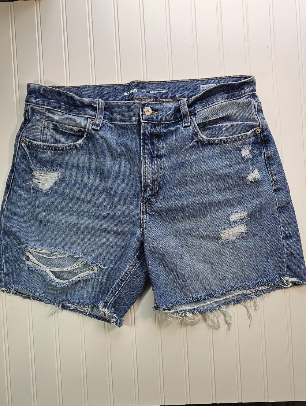 Old Navy Blue High Rise Slouchy Straight Distressed Jean Shorts Women's Size 12